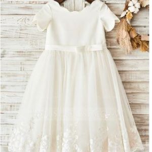 A-Line/Princess Knee-length Flower Girl Dress
